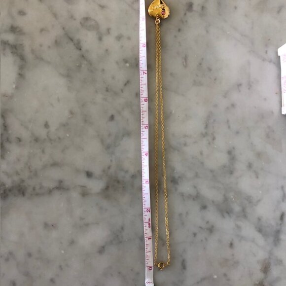 AVON Barbie Heart Locket Gold Tone 18" Chain IOB Vintage RARE - Picture 13 of 16